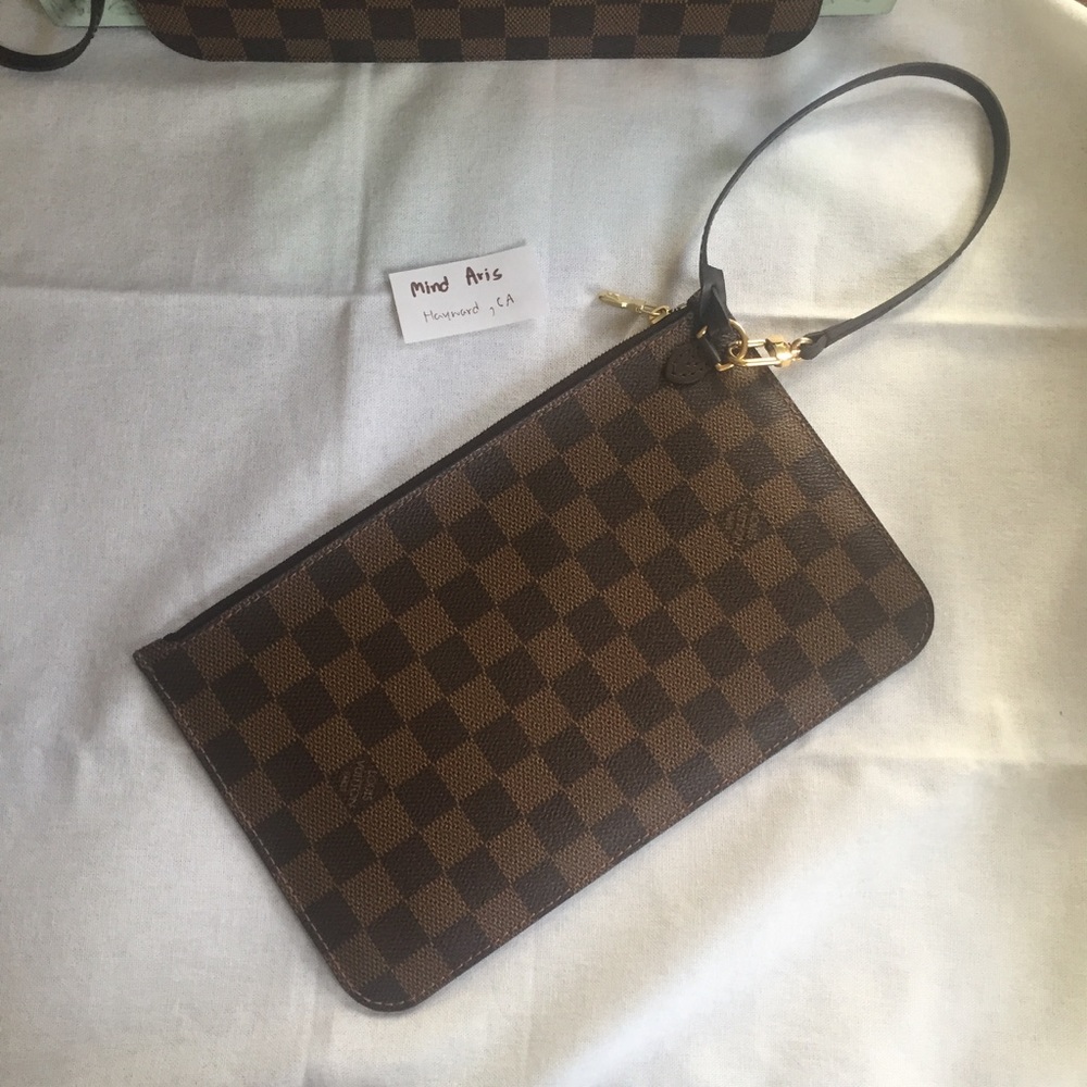 New Auth LV damier wristlet pouchette clutch pouch